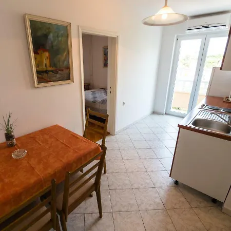 Blazenka Apartment Banjol